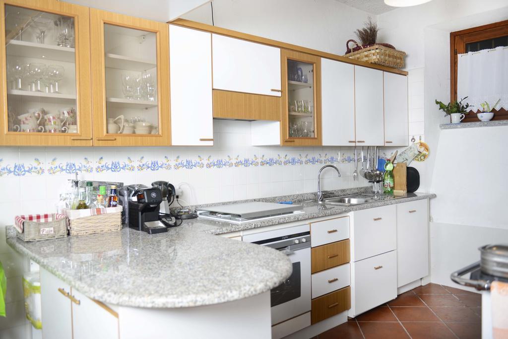 Villa Pinetina B&B Lasnigo Eksteriør bilde