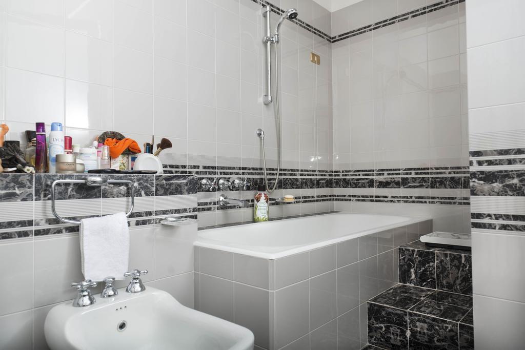 Villa Pinetina B&B Lasnigo Rom bilde
