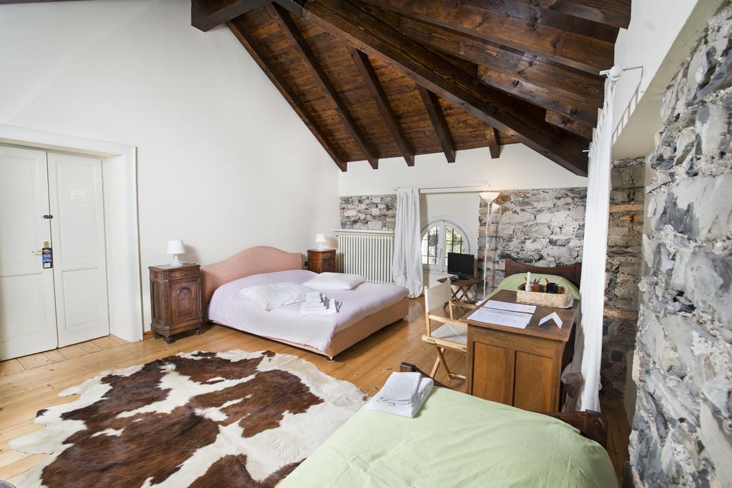 Villa Pinetina B&B Lasnigo Eksteriør bilde